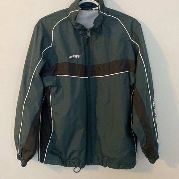 Green umbro jacket! - Picture 3 of 4